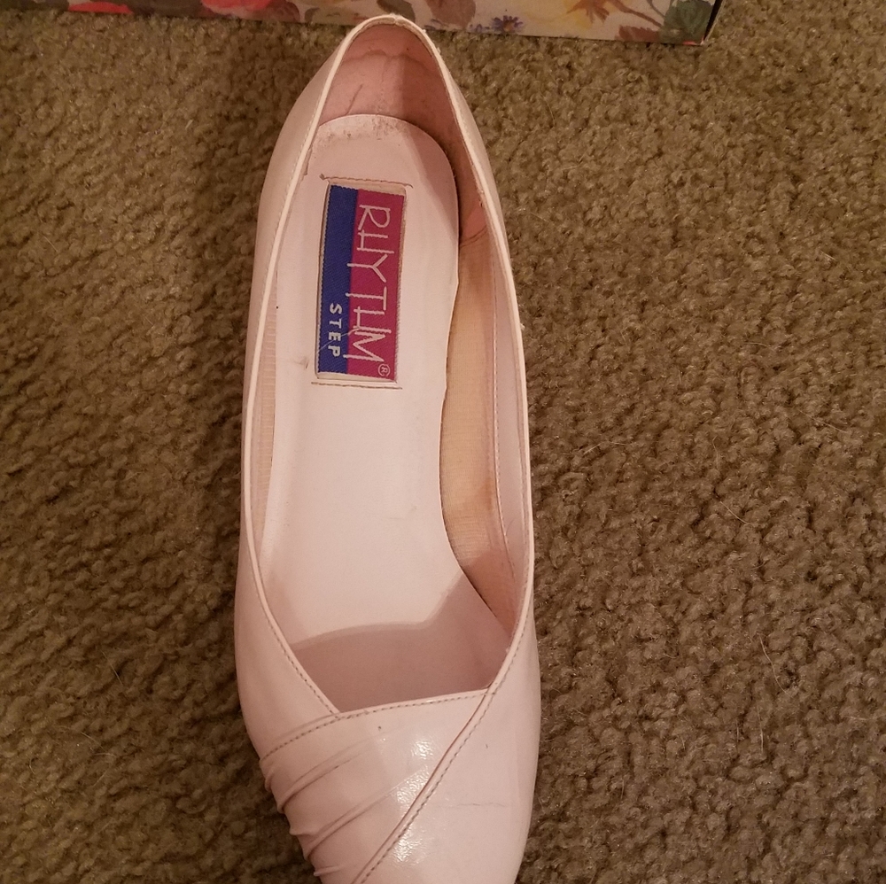 Heels - Picture 3 of 4